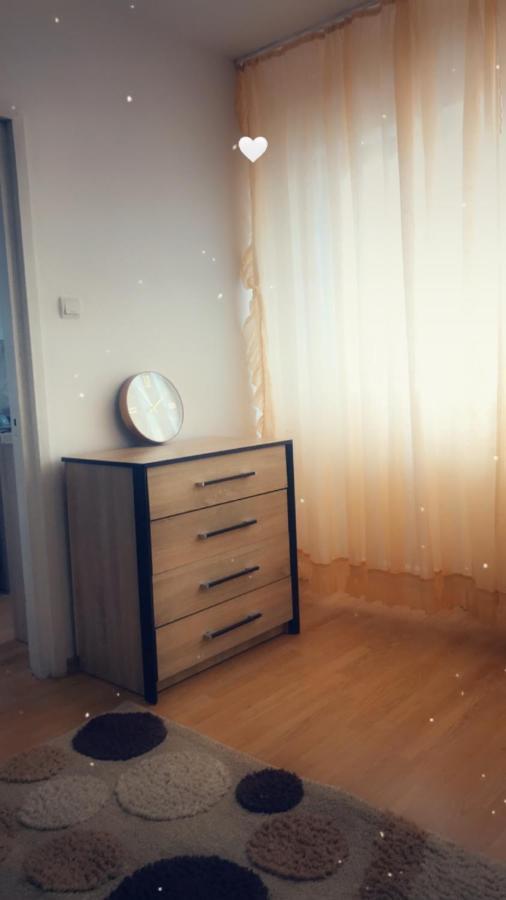 Studio In Regim Hotelier Алба Юлия Екстериор снимка