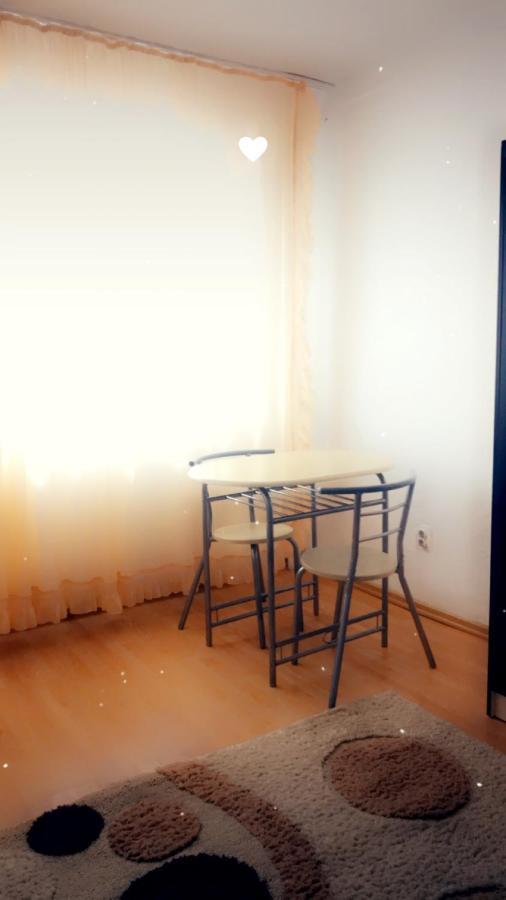 Studio In Regim Hotelier Алба Юлия Екстериор снимка